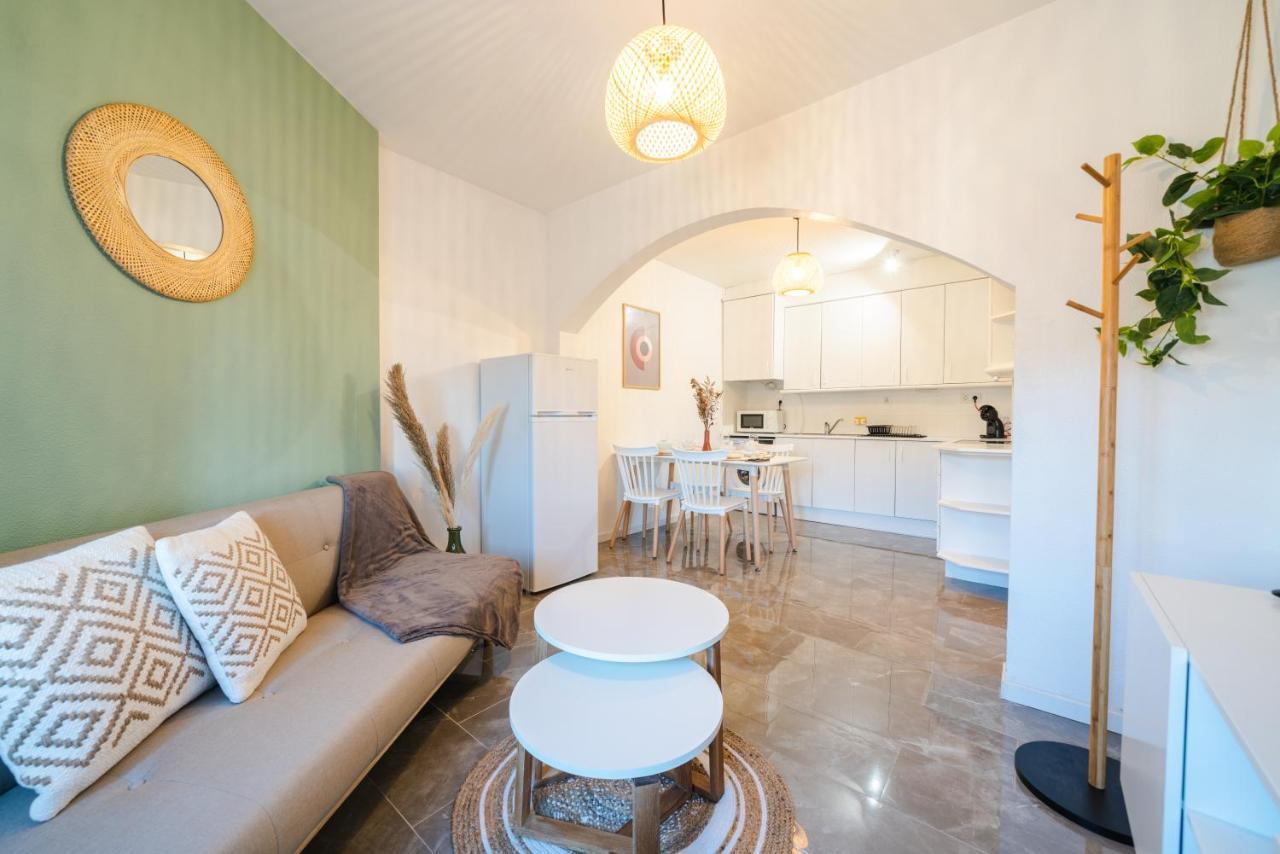 Bonito Apartamento Equipado, Cerca De La Playa Емпуріабрава Екстер'єр фото